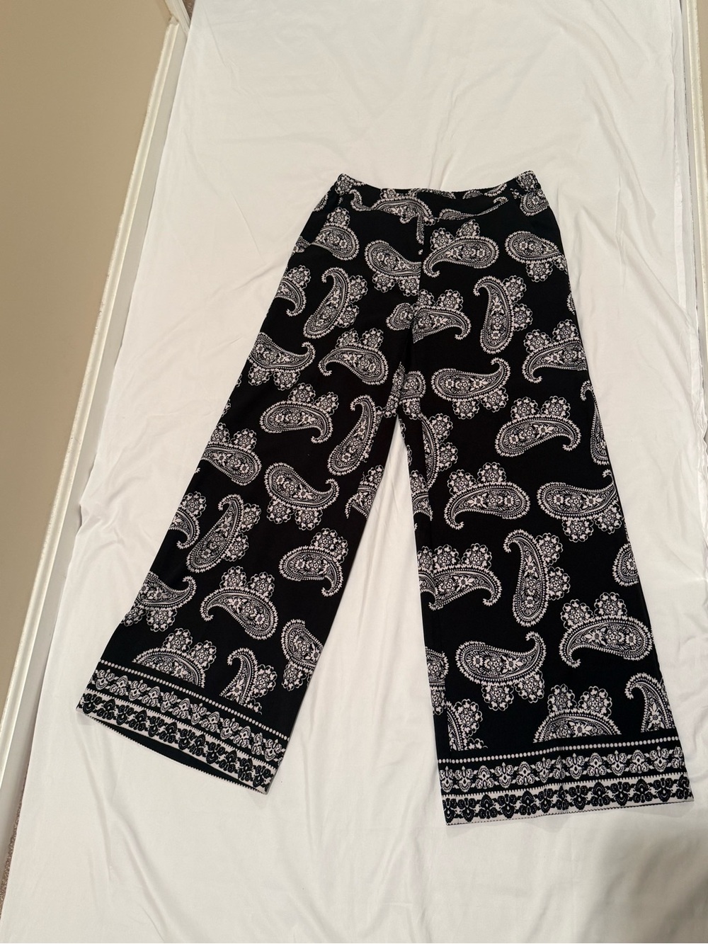New York & Company Paisley Wide-Leg Palazzo Pants - Size Small - Picture 7 of 14